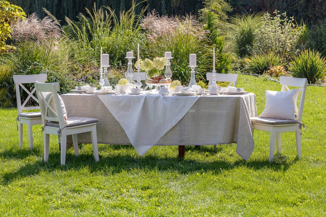 Dekoria.pl, obrus prostokątny, kolekcja tkanin Linen, siedzisko Olek na krzesło, kolekcja tkanin Linen, poszewka Kinga na poduszkę, kolekcja tkanin Linen